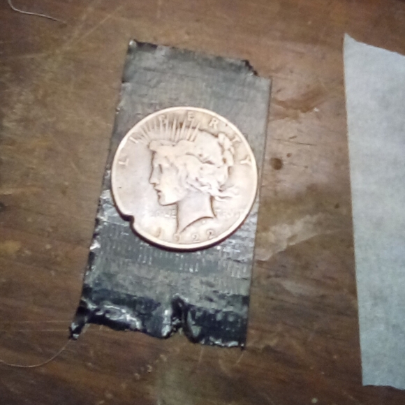 ✨1922 Circulated Silver Peace Dollar✨ - Picture 7 of 8